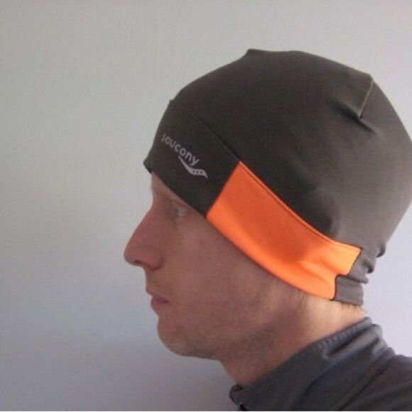 Pre-owned, Unisex Saucony Drylete Beanie hat - Picture 3 of 6